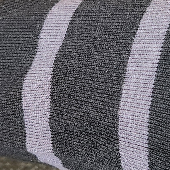 NWT Arm Warmers Black and grey stripe - Picture 3 of 5